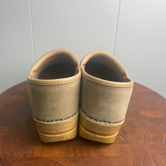 Dansko Professional Clog Size 38 EU Size 7.5-8 US Sand Color - Picture 9 of 14